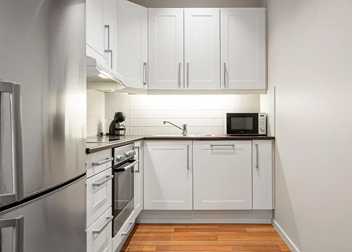 Heimby Homes - Seaside Balcony Apartment Bergen