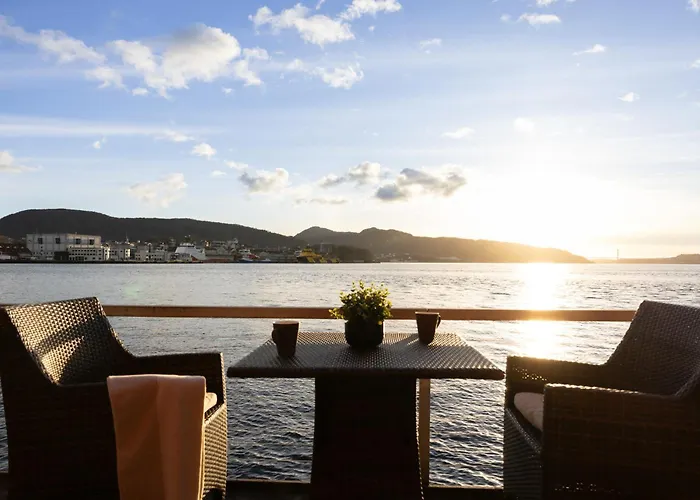 Heimby Homes - Seaside Balcony Bergen