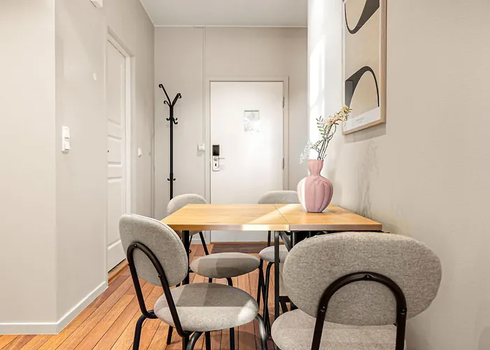 Heimby Homes - Seaside Balcony