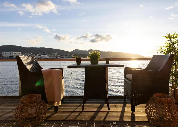 Apartment Heimby Homes - Seaside Balcony