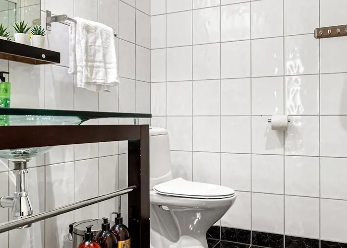 Heimby Homes - Seaside Balcony 卑爾根